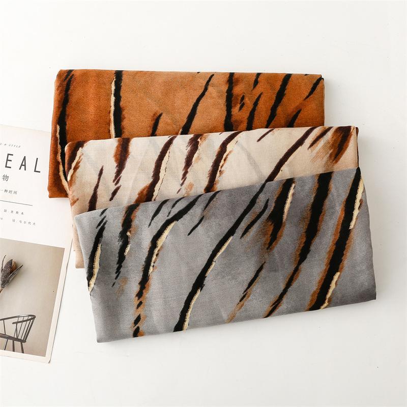 Winter Thick Leopard Zebra Fringe Viscose Shawls Scarf Lady High Quality Wrap Pashmina Stole Bufandas Muslim Hijab 180*90Cm