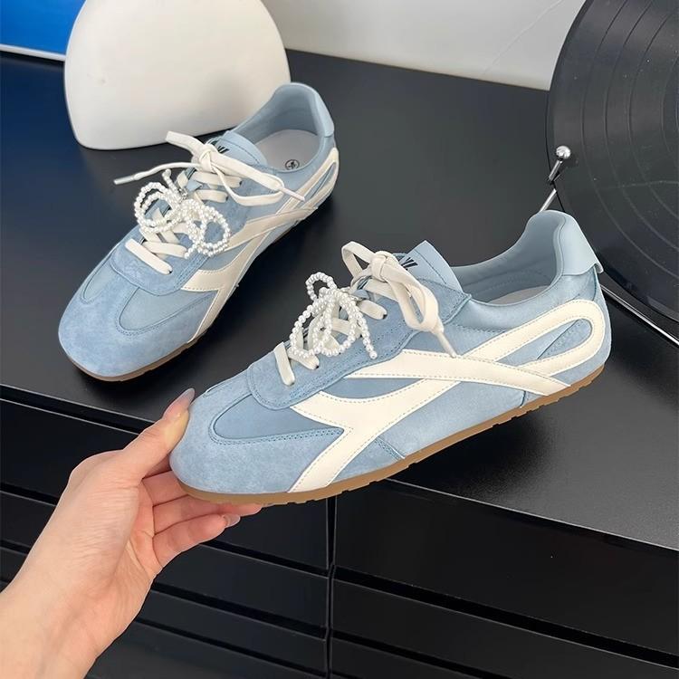 2025 Spring New Youth Sweet Moral Training Shoes Women's Flat Casual Campus Board Shoes Versatile Little White Shoes Forrest Gump Women