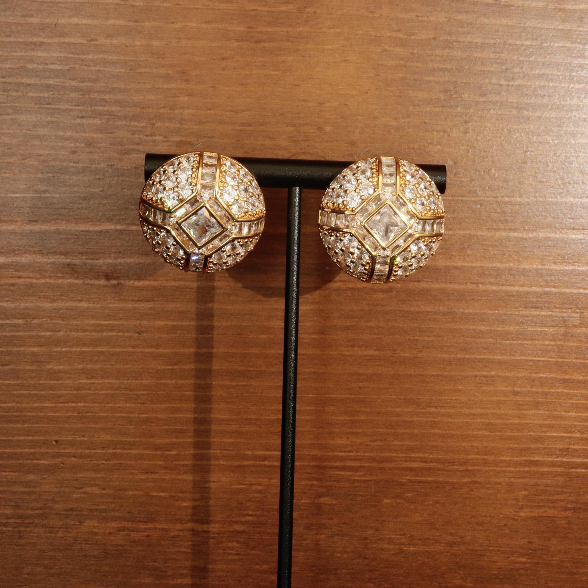 Elegant Cubic Zirconia Round Stud Earrings - Light Luxury Silver Accessory