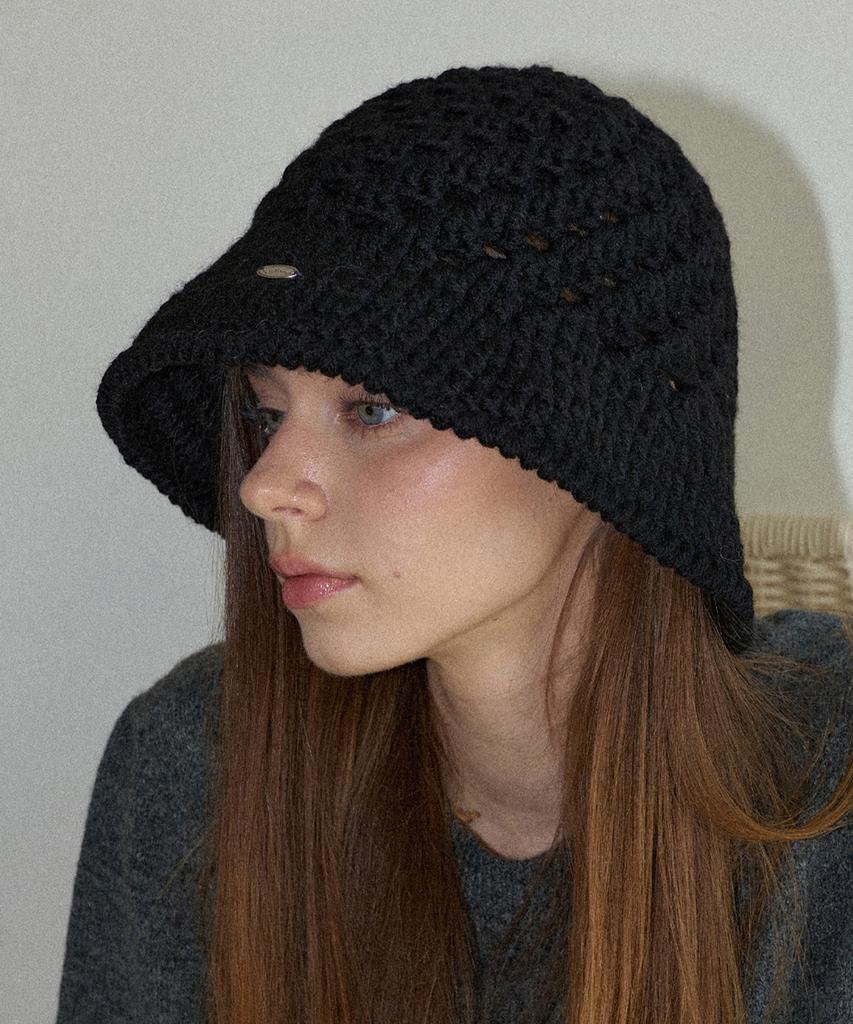 Seullouseulloulli Fruits Handmade Crochet Wool Knit Bucket Hat _ Black