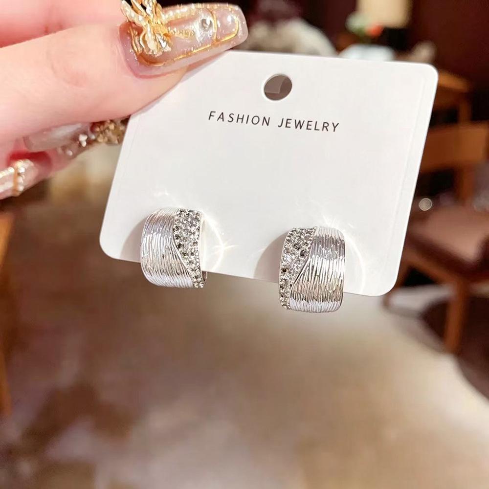 Elegant Geometric C-Shaped Zircon Earrings - Women's Fashionable Versatile Daily Accessory