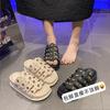 Internet celebrity fashion beach leisure comfortable cool slippers 2025 summer and autumn new flat bottom cool slippers women wear thick bottom