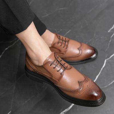 Itálie Pánské společenské kožené boty Módní britské brogue Ležérní boty Klasické pohodlné Business šaty Oxfordky Nová pánská obuv