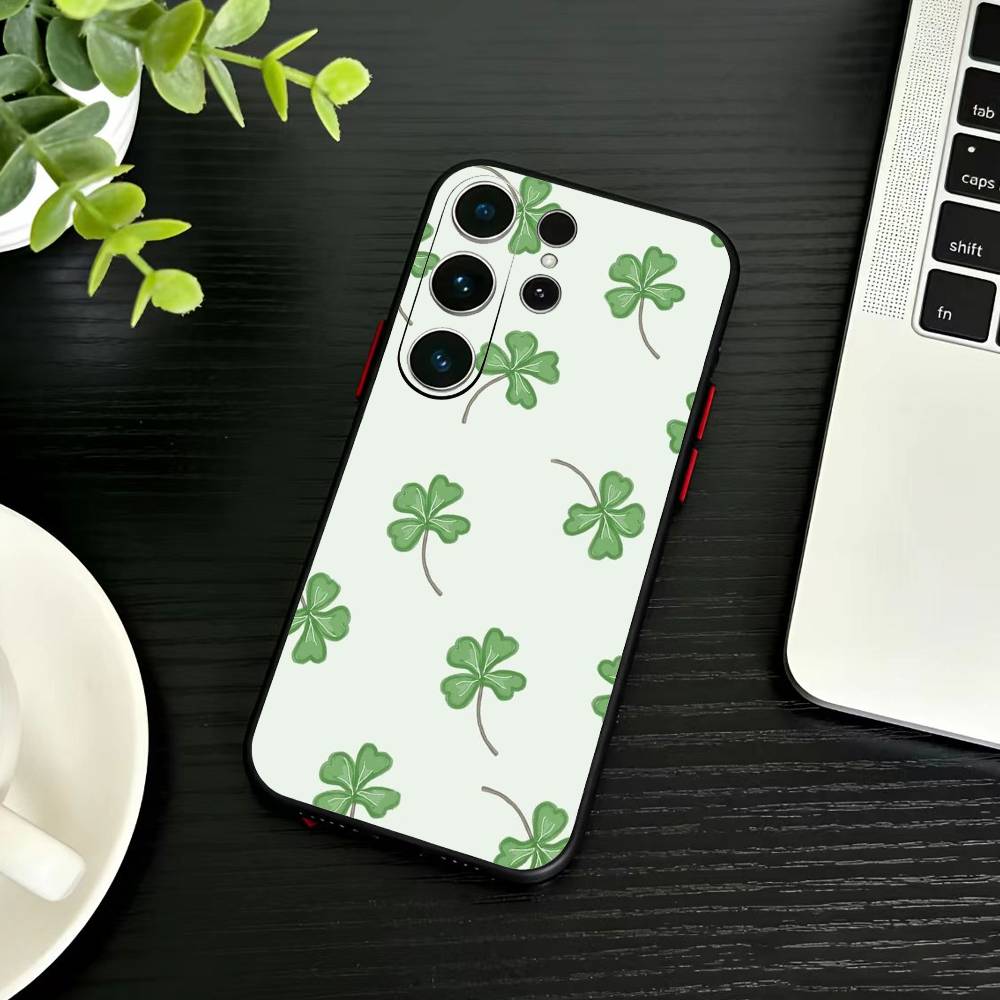 Lucky-Four-leaf Clover Phone Case For Samsung S26,S25,S24,S23,S22,S30,S21,Ultra,Plus,FE 5G Black Soft Cover