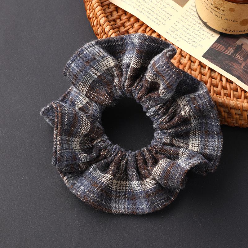 Maillard Handmade Plaid Hair Tie: Elegant & Versatile Headband for Women