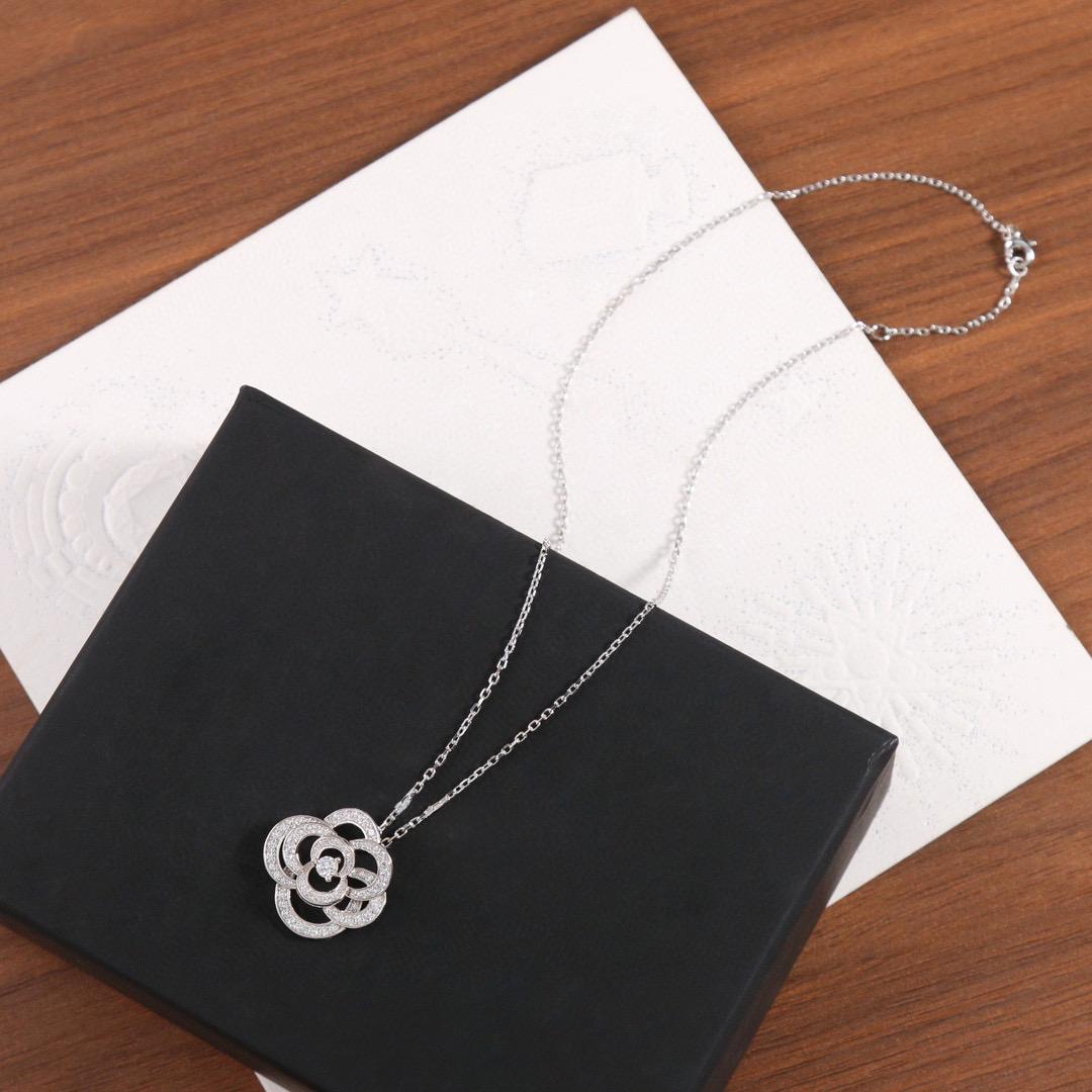 

Новый Горячий Бренд Винтажные Женские Серьги Роскошный Набор Ювелирных Изделий для Женщин Дизайнерские Ожерелья Чистое Серебро 925 пробы Ожерелье с Цветами чёрный