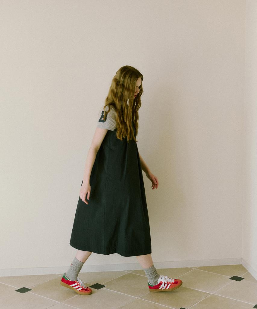 Green Butter Cotton Nylon Pintuck Dress (Navy)