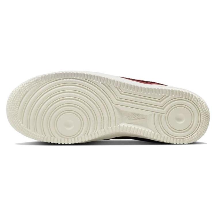 Nové dámské Nike Air Force 1 Low '07 Prm Team Red Sail DR9503-600