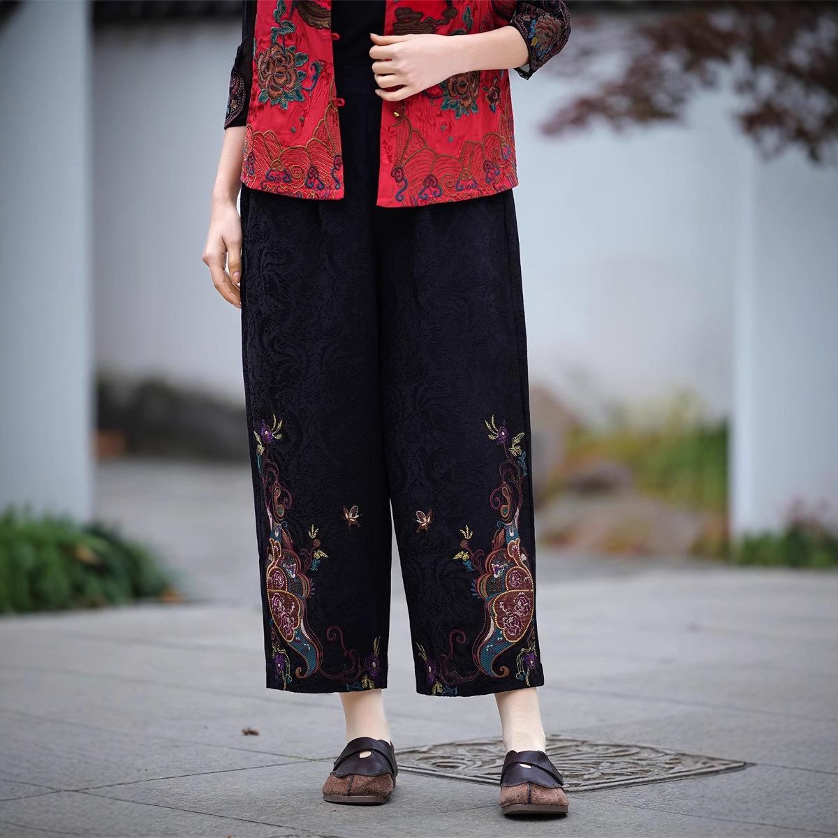 

Женские этнические жаккардовые брюки-шаровары с вышивкой, эластичной талией - Свободные, универсальные, в стиле фонарик One Size чёрный