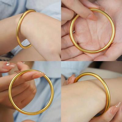 Vintage Matte Gold-Tone Bangle - Women's Classic Textured Bracelet