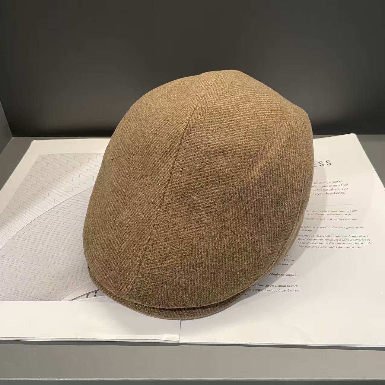 

Autumn and Winter New Style Big Head Circumference Showing Face Small Reverse Wearing Beret British Style Retro Newsboy Hat for Men M（56-58cm）