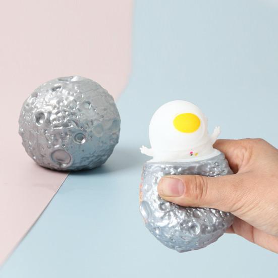 Soft Squeeze Toy Soft Rubber Stress Relief Squeeze Toy for Kids and Adults Portable Palm-Sized Decompression Tool Non-Sticky Cute Shape Healing Toy