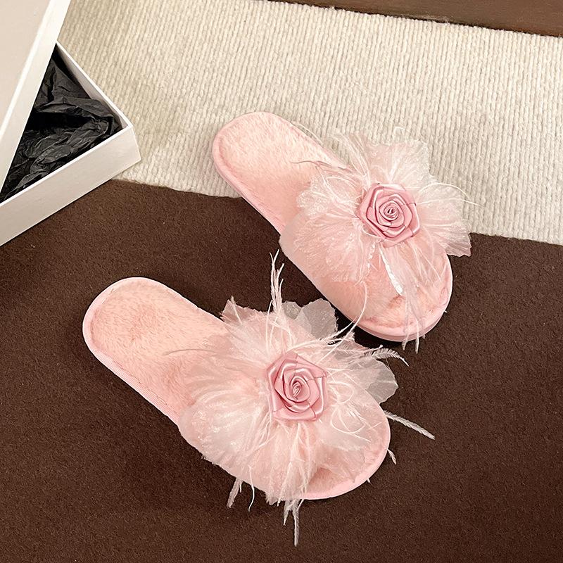 2025 Autumn and Winter New Sweet Flower Fluffy Slippers Women's Flat Bottom Home Plush Open Toe One-word Cotton Mop