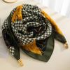 Women's Magnetic Buckle Cotton Scarf - Stylish, Lightweight, Comfortable Neck Protection