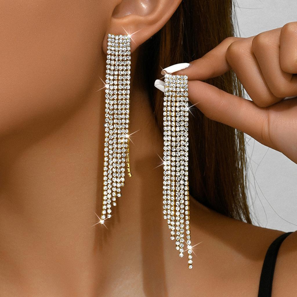 Simple Zirconia Ear Wire, Unique Long-style Fringed Earrings for Women, Embodying A Cold and Elegant Style.