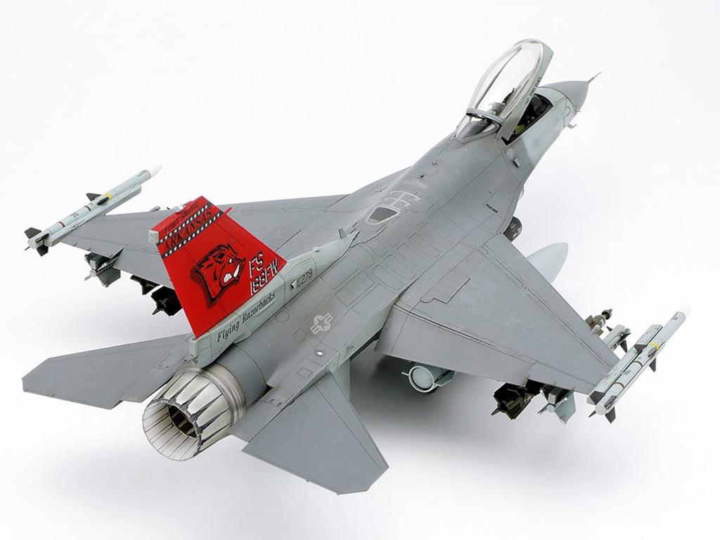 Tamiya 1/48 Masterpiece Aircraft Series No. 101 U.S. Air Force Lockheed Martin F-16C Block 25/32 Fighting Falcon U.S. Air National Guard Plastic Model