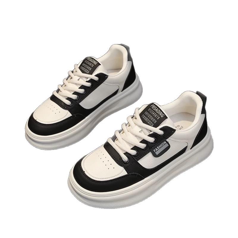 2025 new little white shoes women's summer versatile thick-soled heightening popular women's shoes super fire soft-soled casual board shoes