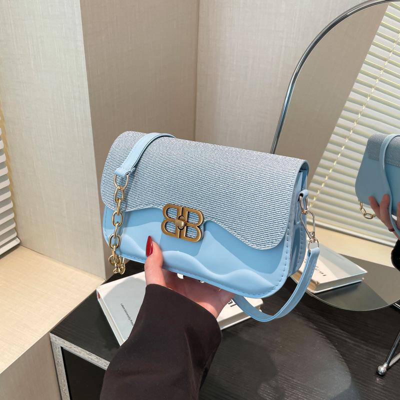 Fashion Retro Light Luxury High Texture Shoulder Armpit Bag Simple and Versatile Fashion Trend Beautiful Handbag