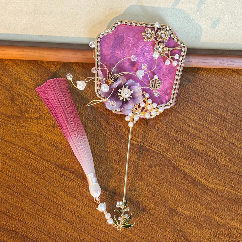 

Китайский Ретро Веер Сюхэ Мини Веер на Удачу Свадебный Ручной Веер с Кисточками Реквизит для Фотографии Древние Изысканные Подарки