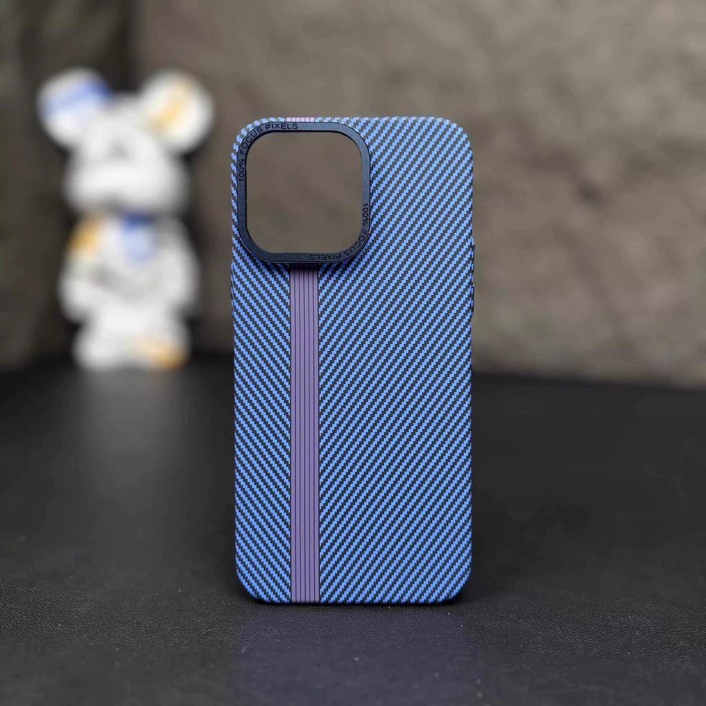 iPhone 15 Pro Non-slip Ultra-thin Kevlar Carbon Fiber Pattern Hard Case