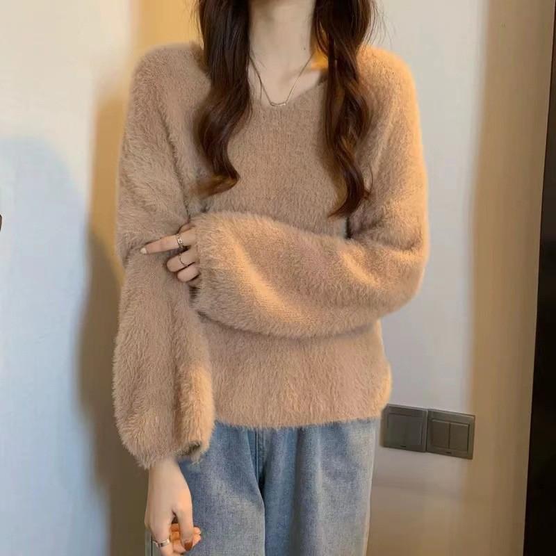 Women's Faux Mink Velvet V-Neck Sweater - Stylish Warm Long Sleeve Knit Top for Autumn/Winter
