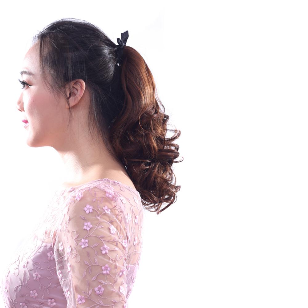 Hort Wellige Pferdeschwänze Kordelzug Pferdeschwanzverlängerung Schwarz Braun Farbe Schneller Stil Synthetisches Haarteil für Frauen Täglicher & Partygebrauch