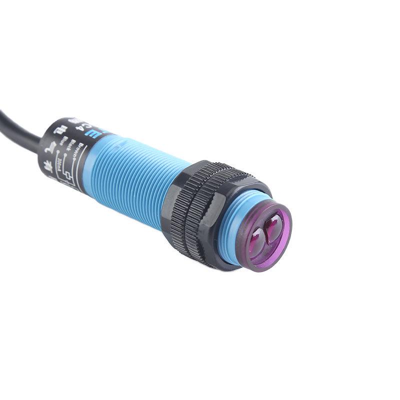 Diffuse Reflective Sensor E3F-DS30C4/10C4: Infrared NPN, Normally Open, 6V-36V Photoelectric Switch