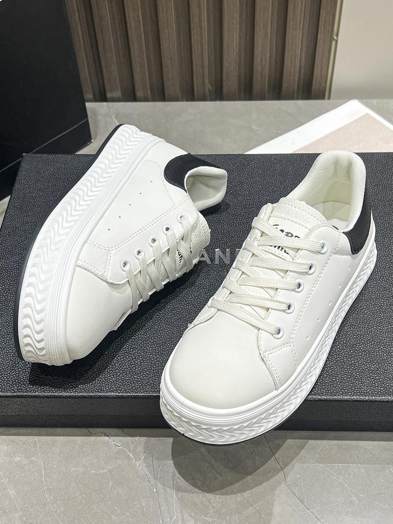 Women's Shoes Summer Breathable 2023 New White Shoes Trendy Board Shoes Versatile Casual Autumn Sports Thick Soled White Trendy Shoes