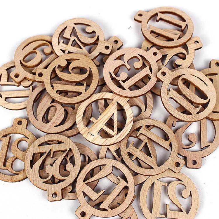 Digital Small Wooden Card Carvings Pendant Suitable for Decorating Living Room