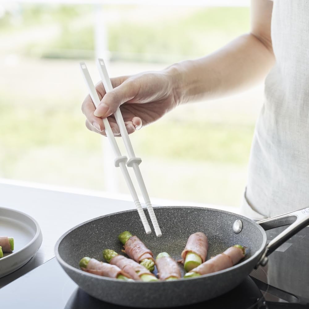 Yamazaki Silicone Kitchen Tools Chopsticks Tower S Size Basic Kitchen White - Ladle, Spatula, - Series, (3-piece set) - Tools,