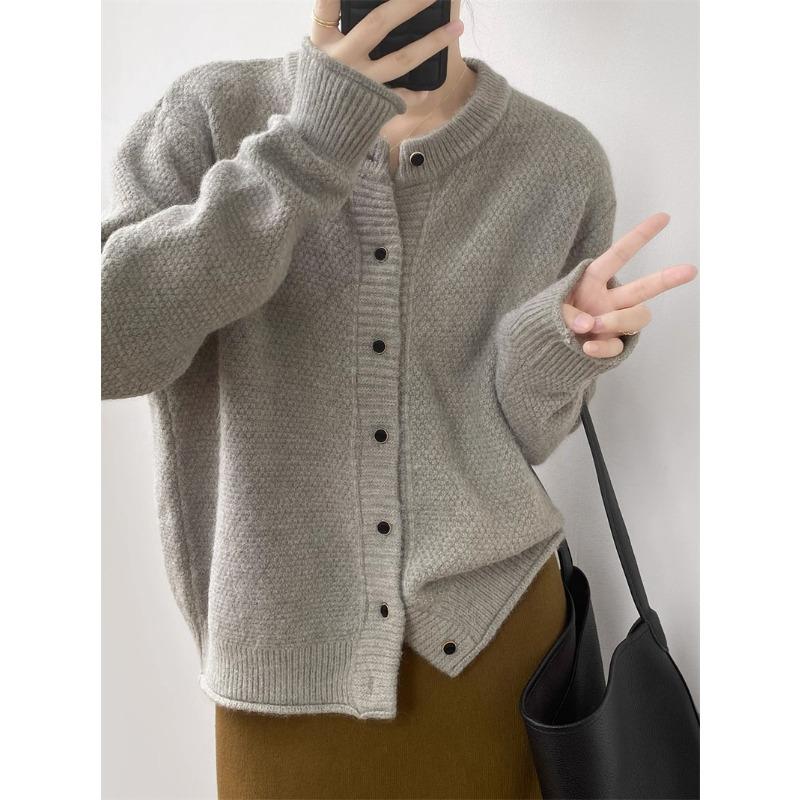 Autumn and Winter New Simple Temperament Long-sleeved Loose Round Neck Single-breasted Knitted Sweater Women's Cardigan Jacket Women's Clothing