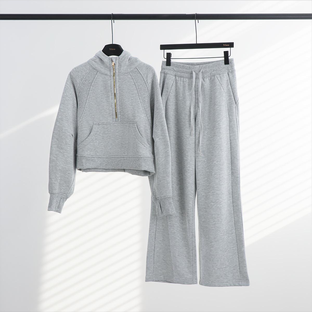 

Women s LU Gold Fleece Sweatshirt & Sweatpants Set, Hooded Half-Zip, Autumn/Winter Sportswear (In Stock) XXL (US 10)