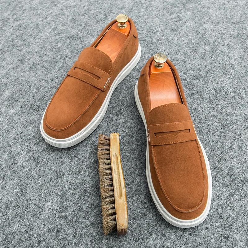 Fashion Hot Selling Men's Loafers Europe America Soft Soled Comfortable Lightweight Flat Shoes Versatile Men's Suede Leather Shoes