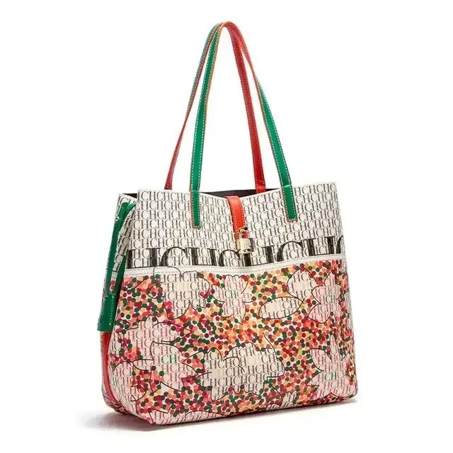 Taška přes rameno Niche Design Luxusní značka Módní potisk Prémiový pocit Spojková taška Univerzální Crossbody Vysoká kvalita Písmeno