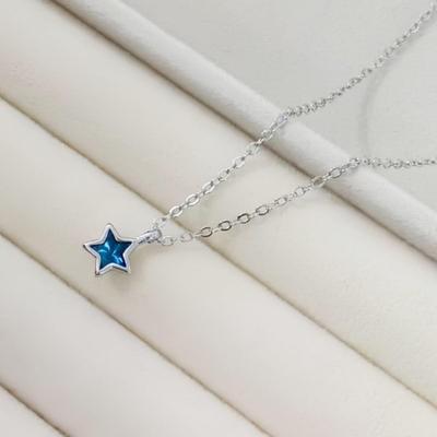 Women's Blue Star Pendant Necklace – Simple, Versatile, Mini Five-Pointed Star Design