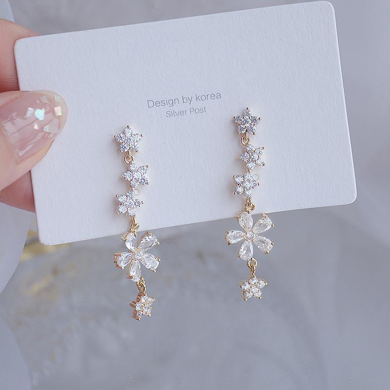 JUWANG Luxury Plated 14K Real Gold Leaves Earring Delicate Micro Inlaid Cubic Zircon CZ Stud Earrings Wedding Jewelry Pendant