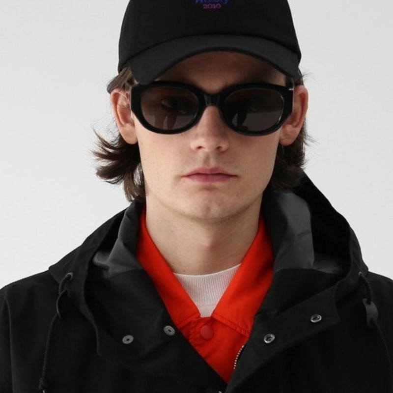 

UNDERCONTROL HISTORY / AUTHENTIC B B / BLACK FREE