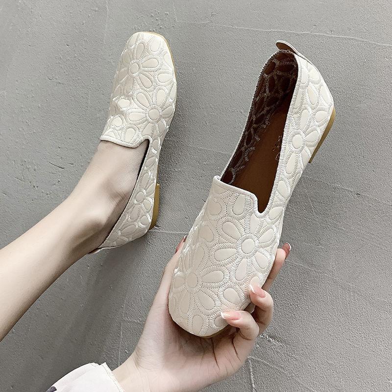 Square Toe Shallow Mouth Flats Woman Bowtie Cut-outs Shoes for 2025 New Summer Slip-on Ballet Flats Women's Emboridery Loafers