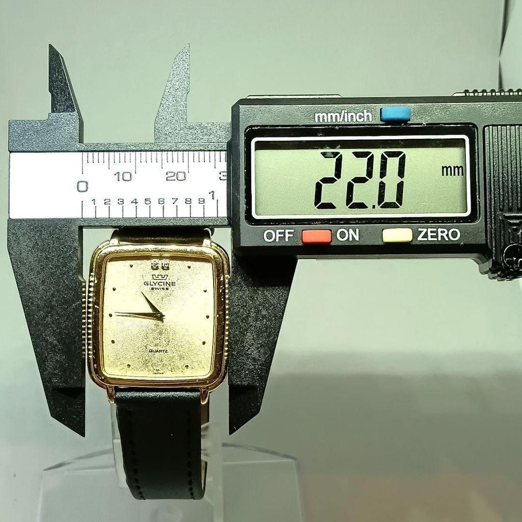 Used GLYCINE 021105 Gold Square 2P Diamond Men's Quartz