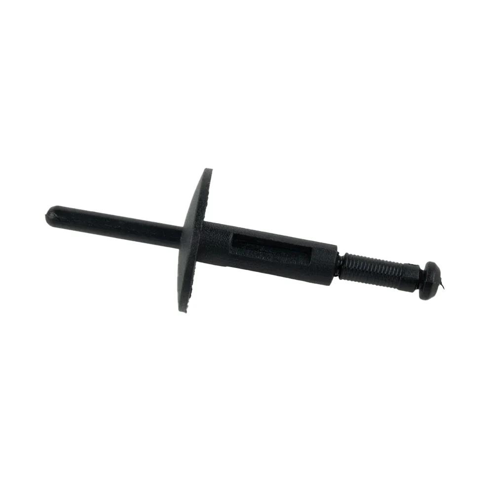 

Useful New Practical Rivets Fender Car Fastener Clips Protecting Push Pins Trim Truck Black Moulding Protection CHINA