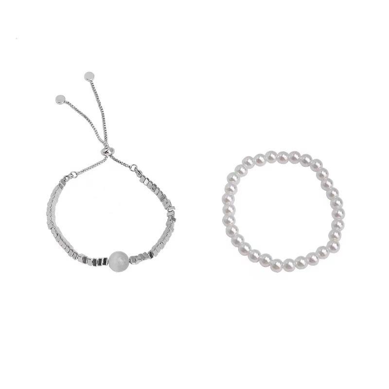 Luxurious Irregular Silver Pearl Bracelet Modern Chic Design For Occasions Special