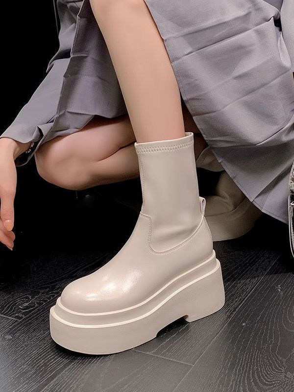 Fashion versatile small slim short boots women's 2025 new autumn and winter foreign thick-soled Martin boots Korean version of fashion boots