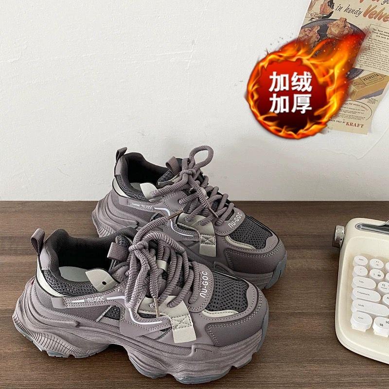 Versatile platform dad shoes, women's autumn and winter show small feet and increase in height, new fried street velvet casual sports shoes
