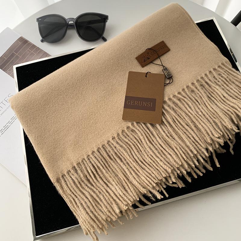 Scarf dual-purpose women's autumn and winter high-end imitation cashmere shawl with a classic solid color warm scarf