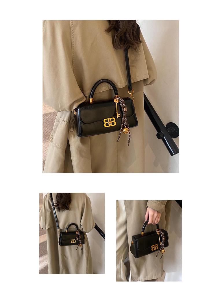 Glossy Women's Shoulder Bag with Vintage Key Pendant - 2025 Autumn/Winter Collection