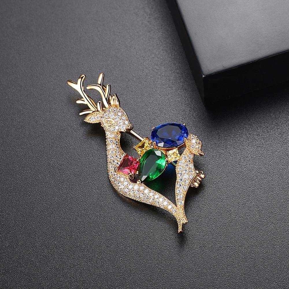 Elk Deer Brooch Multi Color Oval Rhinestone Lapel Pin Luxury Rainbow Gem Reindeer Brooches Jewelry Gifts for Women Wedding Party
