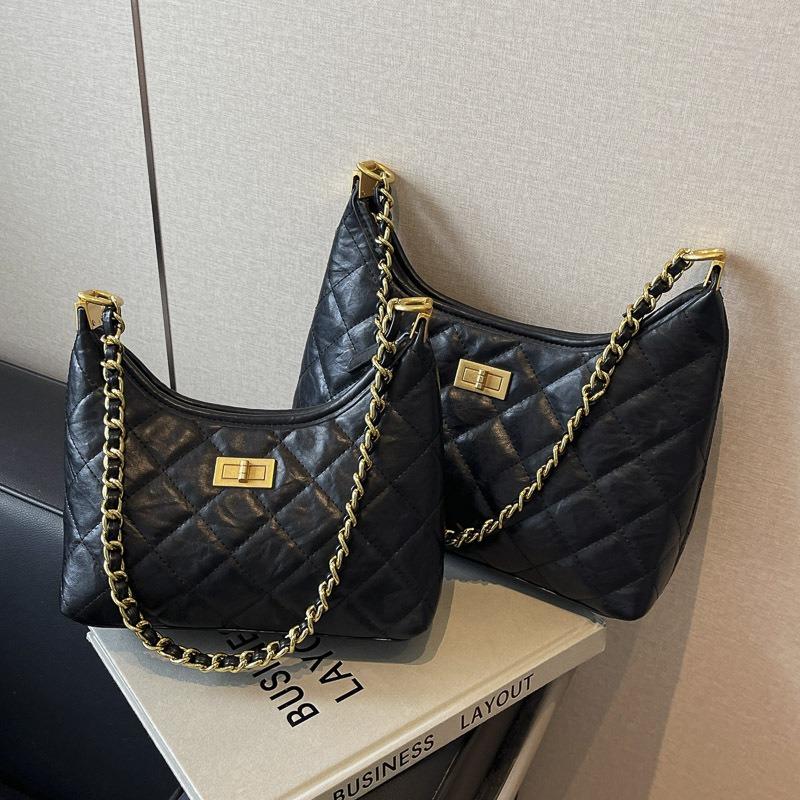 Niche rhombus chain underarm dumpling bag women's autumn and winter new texture versatile single shoulder messenger bag