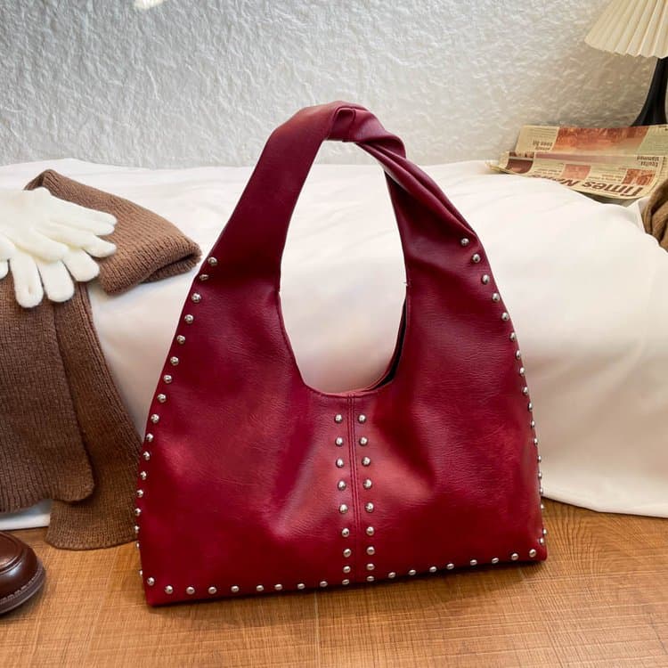 Rivet tote bag women's large capacity commuter shoulder bag