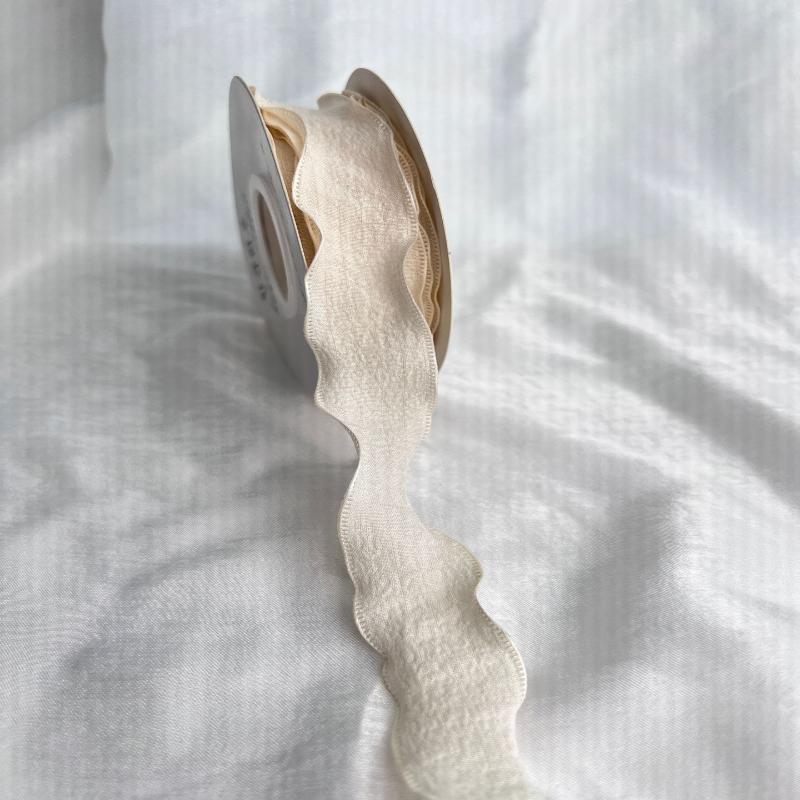 10 Yards Fishtail Yarn Ribbons Gift Wrapping Bouquets 2.5Cm Chiffon Ribbon Wave Edge Pleated Diy Decor