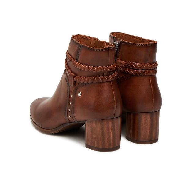 Pikolinos W1Z-8521 Brown Ankle Boots